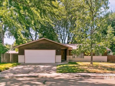 4017 S Minuteman Way