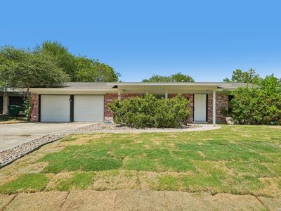 619 Mauze Dr