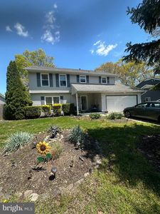 92 Hollybrook Dr