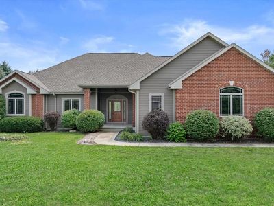 227 Hunters CROSSING N N