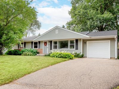 2084 Randy Ave