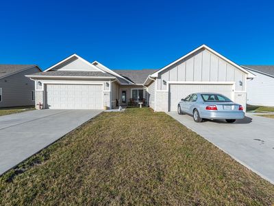 8110-8112 E 34th Ct S