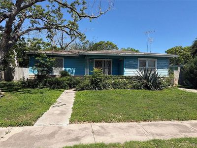 Property at 430 Canterbury Dr, Corpus Christi, TX