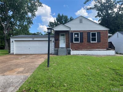12 Saint Martha Ct