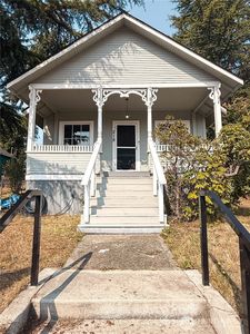 218 Ave. Washington N