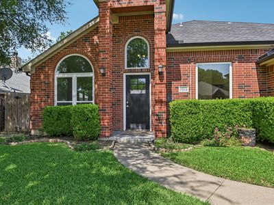 7013 Stephanie Ct