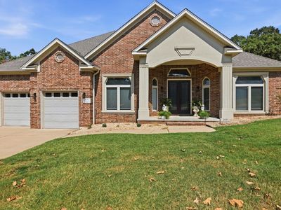 209 Cobblestone Dr