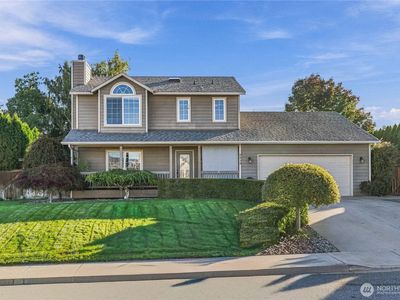 2434 Highland View Drive
