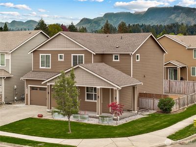Property at 201 Grennan Lane N, Enumclaw, WA