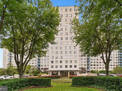 10500 Rockville Pik #605