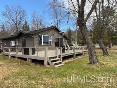 217 E Lake Emily Rd