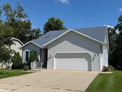 1102 S 12th Ave W