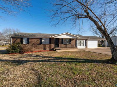 13728 Dart Cir