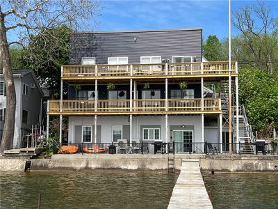4345 W Lake Rd