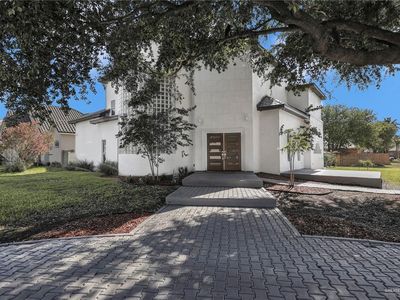 3207 E San Luis Cir