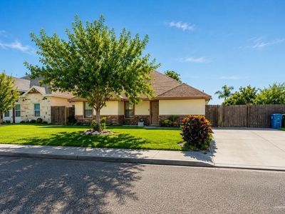 707 Aurora Dr