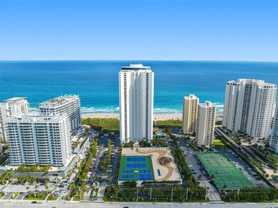 3000 N Ocean Dr APT 20A