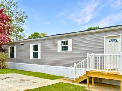 111 Azalea Cir