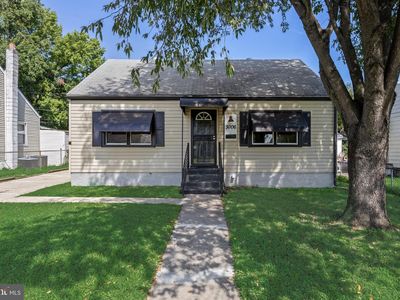 3006 Carter Ave