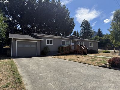 107 Gaddis Ln