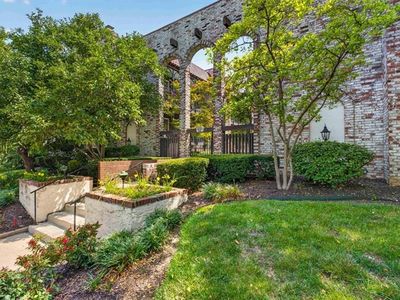 5019 Walnut St APT E