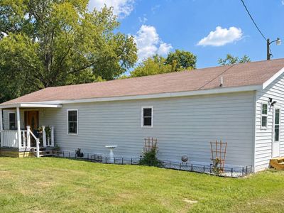 Property at 1070 County Road 555 E, Wayne City, IL
