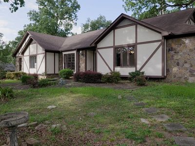 1313 Branchwater Ln