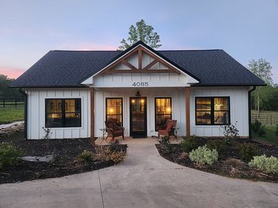 4085 Hunting Country Rd