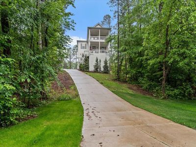 2045 Fernwood Way