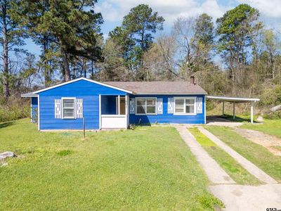 Property at 503 Bowie St, Lone Star, TX