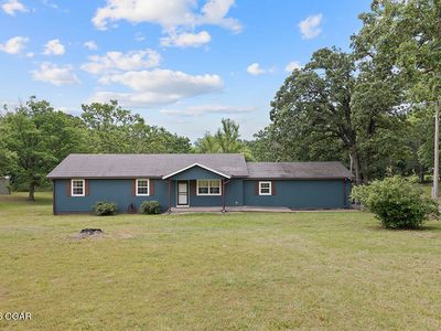 5329 Dolphin Dr