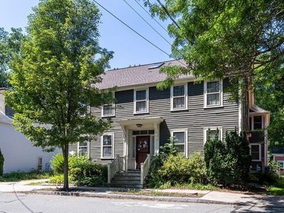 40 N Main St #3
