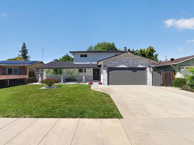2261 Central Park Dr