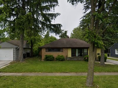 352 Indianwood Blvd