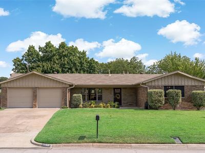 404 Glenwood Ter