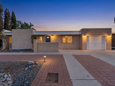 5117 Camino Vis NW