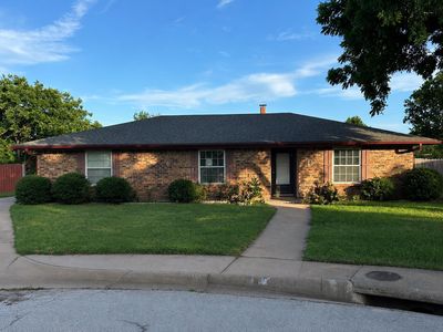 4 Briandale Ct