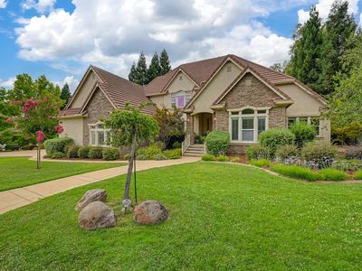 15201 De La Pena Cir