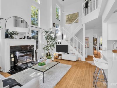6 Clark Ct