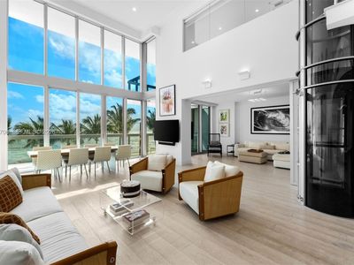 6899 Collins Ave Unit 403