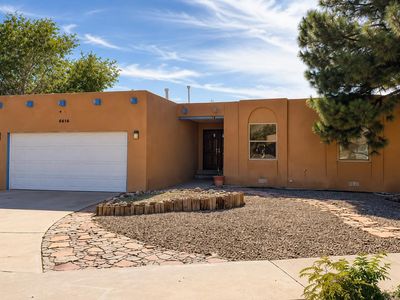2709 Georgene Dr NE