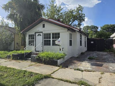 1165 W 24th St