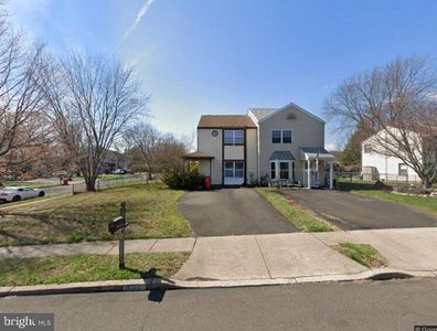 632 Longfellow Ct