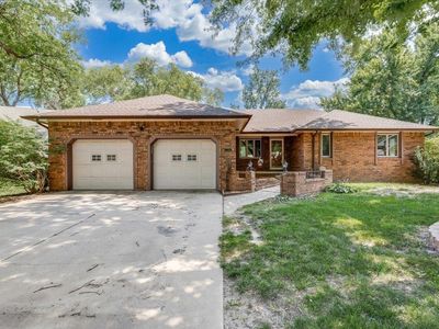 1309 S Bridgewater Dr