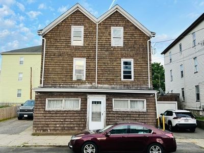 77 Fulton St