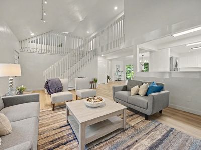 1805 Mark Alan St