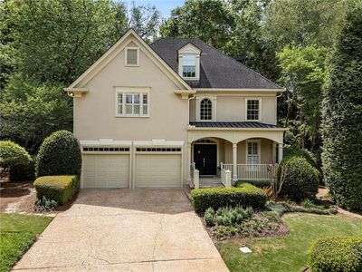 1023 Saint James Xing