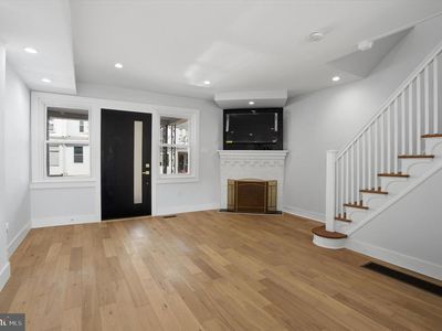 64 E Montana St