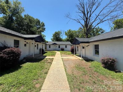 205-207 209 Friedheim Rd