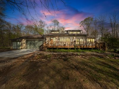 963 Peaceful Ct